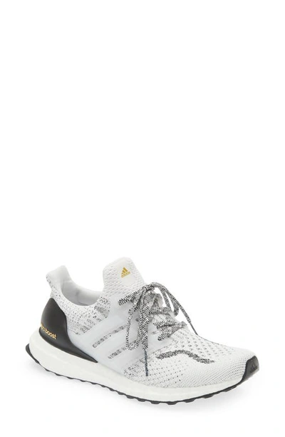 Adidas Originals Ultraboost 4.0 Dna Primeblue Sneaker In White/ Grey/ Core Black