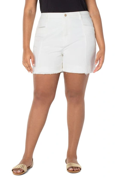 Liverpool Los Angeles Vickie Frayed Hem Jean Shorts In Bright White In Seaside Dunes