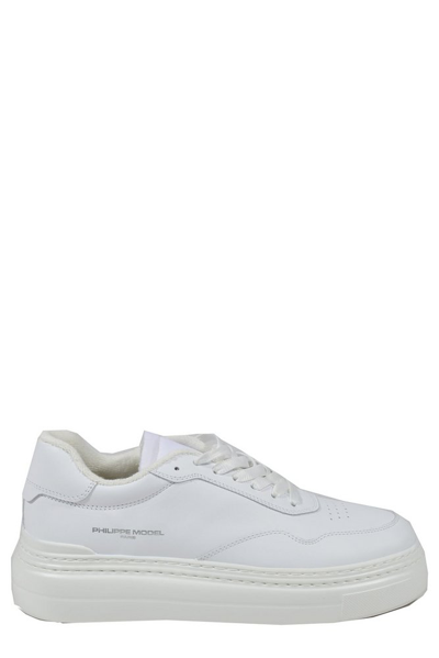 Philippe Model Paris Low-top Leather Trainers In Weiss