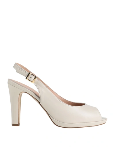 Doro Style Sandals In Ivory
