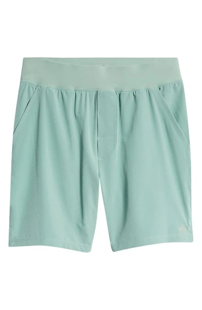 Alo Yoga 7 Repetition Shorts In Blue Agave