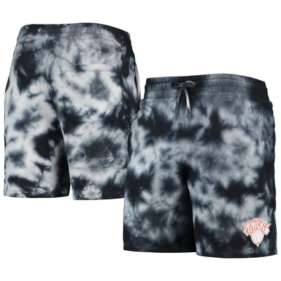 New Era Black New York Knicks Fleece Tie-dye Shorts