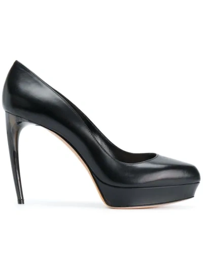 Alexander Mcqueen Leather Platform Pumps In 1000 - Black