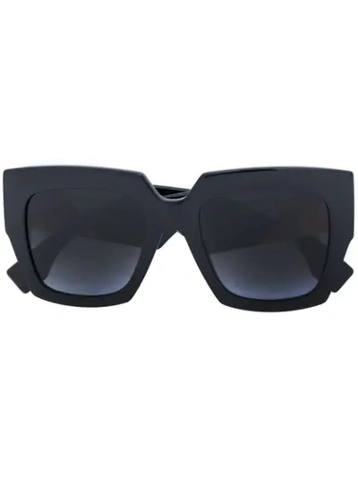 Fendi Chunky Framed Sunglasses In Black