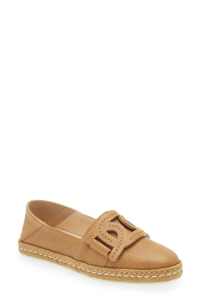 Tod's Kate Chain Detail Convertible Espadrille Flat In Cammello Chiaro