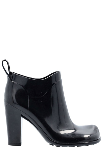 Bottega Veneta Shine Heeled Ankle Boots In Black