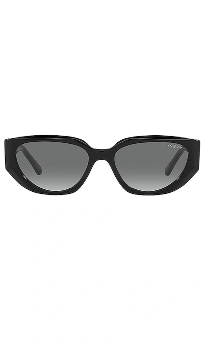 Vogue Eyewear X Hailey Bieber 0vo5438s In Black