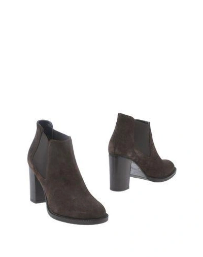 Anna F Ankle Boot In Dark Brown
