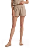 Commando Faux Leather Jogger Shorts In Sand