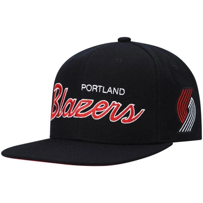 Mitchell & Ness Men's  Black Portland Trail Blazers Hardwood Classics Script 2.0 Snapback Hat