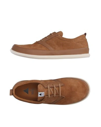 Volta Laced Shoes In Camel