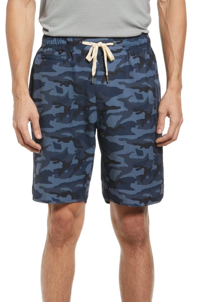 Vintage 1946 Camouflage Print Windjammer Shorts In Navy Camo