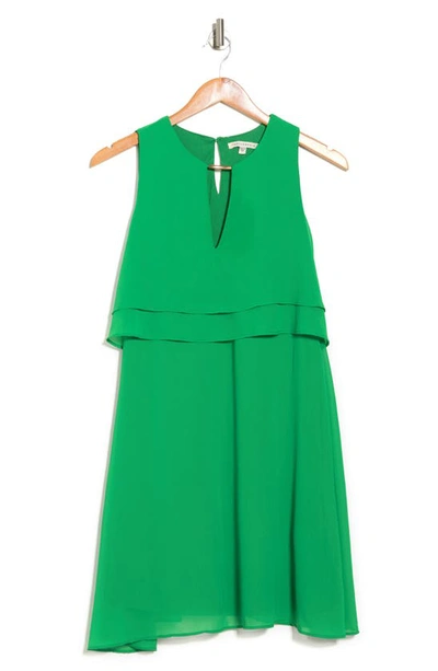 Tash + Sophie Popover Chiffon Dress In Green