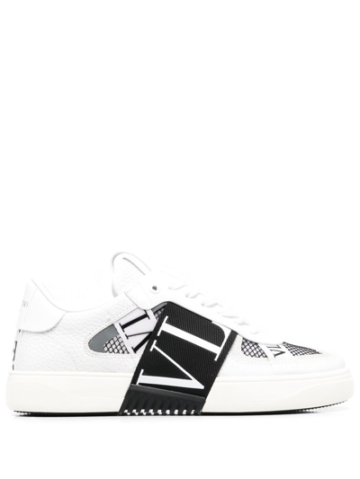 Valentino Garavani Vl7n Low-top Sneakers In White,black