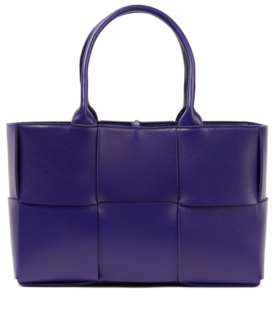 Bottega Veneta Arco Woven East-west Tote Bag In Blue