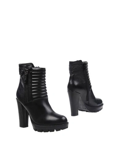 Scervino Street Ankle Boot In Black