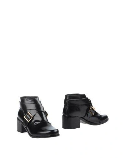 F-troupe Ankle Boot In Black