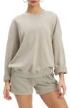 Good American Drop Shoulder Sweatshirt In Summer Sand002