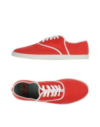 Twins For Peace Sneakers In Red