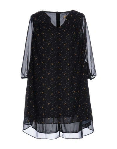 Bonsui Short Dresses In Black