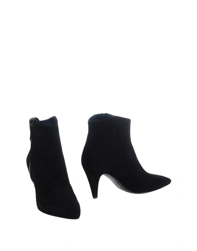 Lella Baldi Ankle Boots In Black