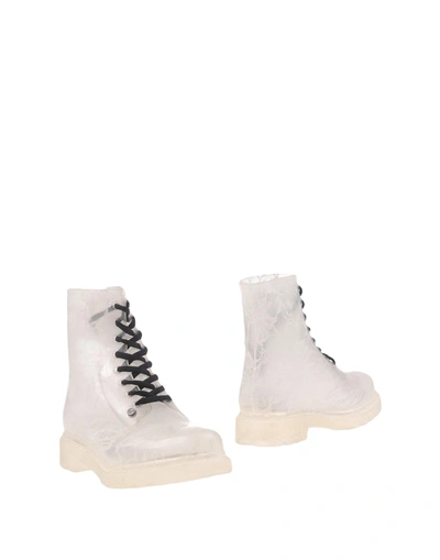 G Six Workshop Ankle Boots In White