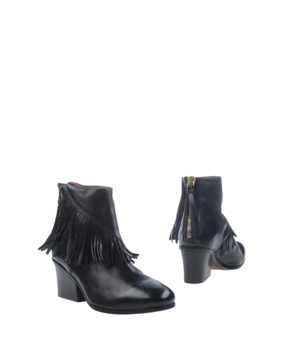 Buttero Ankle Boots In Black