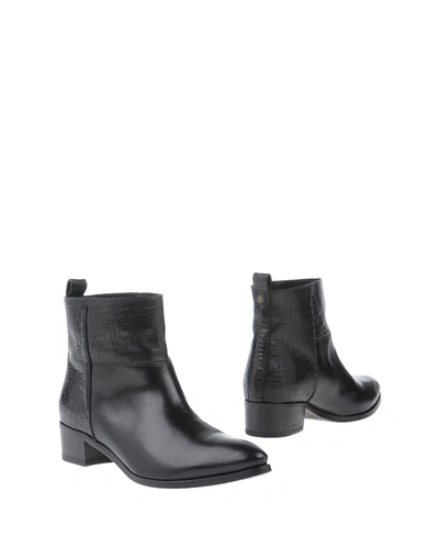 Buttero Ankle Boots In Black