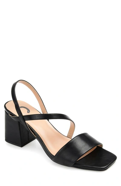 Journee Lirryc Pump In Black