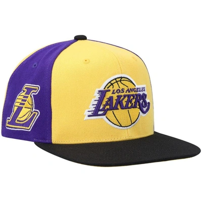 Mitchell & Ness Men's  Gold Los Angeles Lakers On The Block Snapback Hat