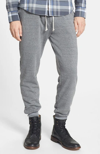 Alternative Fleece Relaxed Fit Jogger Sweatpants In Grey