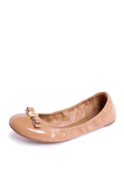 Tory Burch Eddie 2 Logo Bow Smooth Naplak/soft Patent Flats In Camellia Pink (beige)