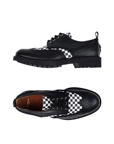 Givenchy Laced Shoes In Black