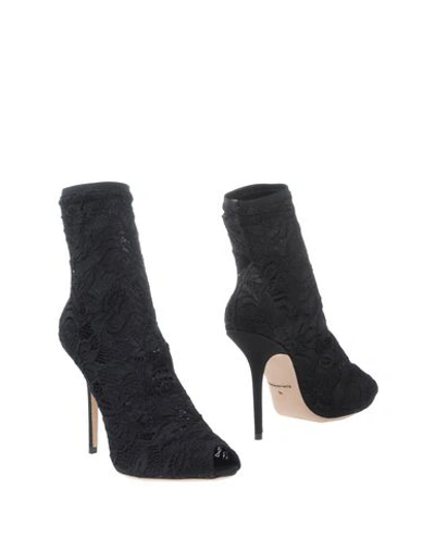 Dolce & Gabbana Ankle Boots In Black