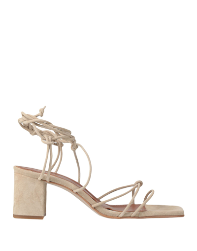 Alohas Sandals In Cream