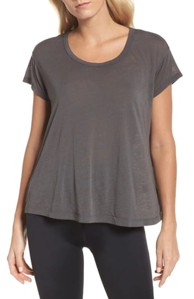 Beyond Yoga Easy Does It Jersey Athletic Tee, Dark Red In Spiced Cider
