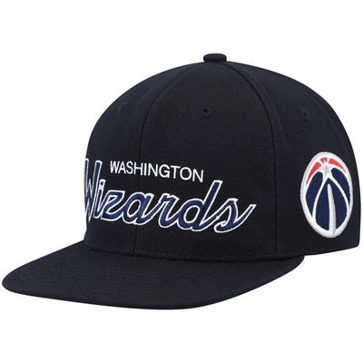 Mitchell & Ness Men's  Black Washington Wizards Hardwood Classics Script 2.0 Snapback Hat