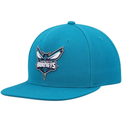 Mitchell & Ness Men's  Teal Charlotte Hornets Ground 2.0 Snapback Hat