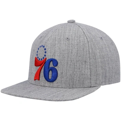 Mitchell & Ness Men's  Heathered Gray Philadelphia 76ers 2.0 Snapback Hat