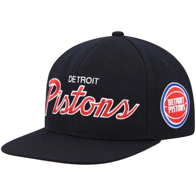 Mitchell & Ness Men's  Black Detroit Pistons Hardwood Classics Script 2.0 Snapback Hat