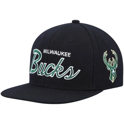 Mitchell & Ness Men's  Black Milwaukee Bucks Hardwood Classics Script 2.0 Snapback Hat