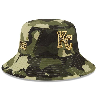 New Era Camo Kansas City Royals 2022 Armed Forces Day Bucket Hat