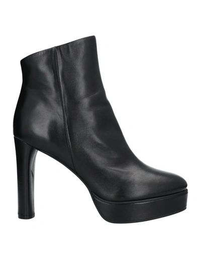 Bp Zone Ankle Boots In Black