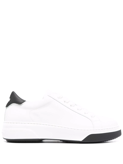 Dsquared2 Leaf Logo Low-top Sneakers In White Black