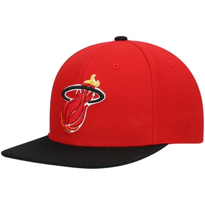 Mitchell & Ness Men's  Red, Black Miami Heat Hardwood Classics Team Two-tone 2.0 Snapback Hat In Red,black