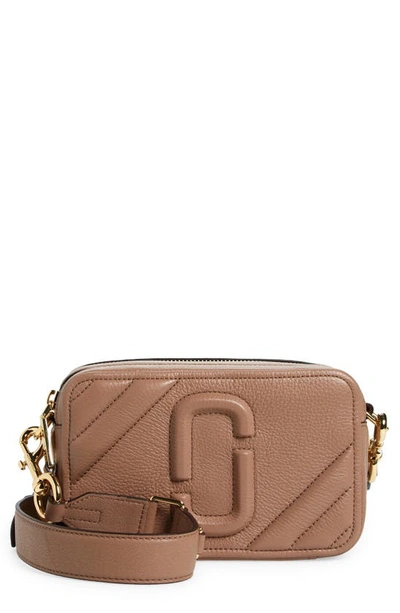 Marc Jacobs The Moto Shot 21 Crossbody Bag In Dusty Beige