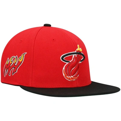 Mitchell & Ness Men's  Red Miami Heat Hardwood Classics Retroline Snapback Hat