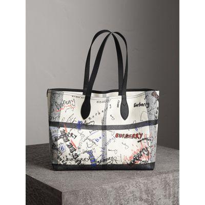 burberry doodle tote