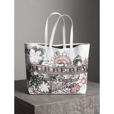 burberry reversible doodle tote