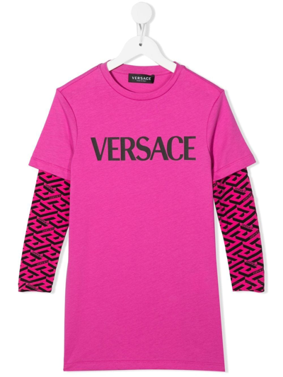 Versace Kids' Logo印花棉质平纹针织连衣裙 In Fuxia+nero